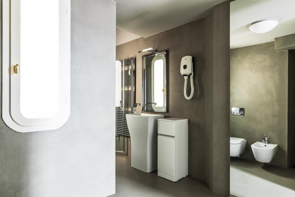 Piazza Cavour - Luxury Lake View Apartment Como Bagian luar foto